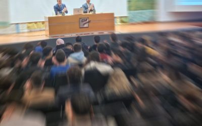 1500 jóvenes asistieron a la charla sobre redes sociales que impartió Nacho Tomás